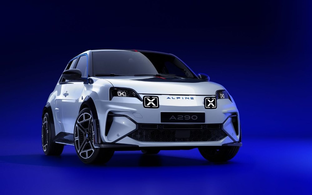 Обзор электрического хэтчбека Alpine A290