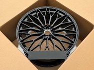 Lamborghini Urus 2018- гг. Кованые диски OEM R23 V7 (комплект 4 шт) фото 2