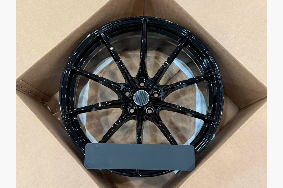 McLaren 540C/570S 2015-2020 гг. Кованые диски OEM R19 R20 V1 (комплект 4 шт) Image