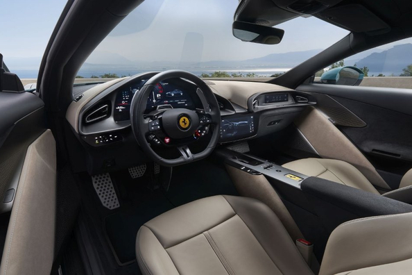 Обзор спортивного купе Ferrari Amalfi 2026 фото 6