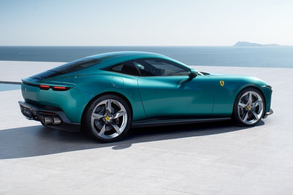 Обзор спортивного купе Ferrari Amalfi 2026 фото 3