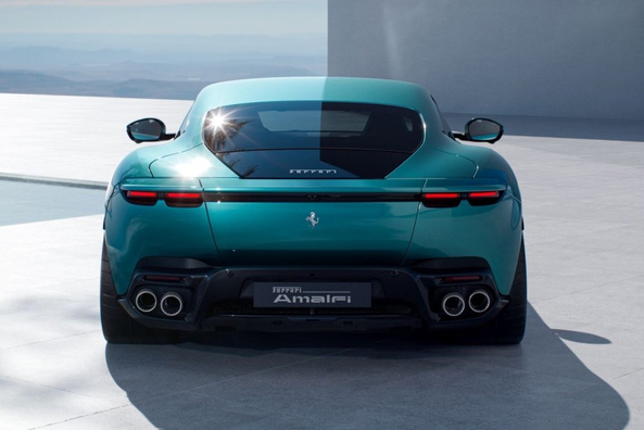 Обзор спортивного купе Ferrari Amalfi 2026 фото 4