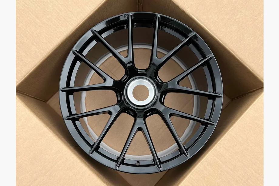 Porsche 911 (992) 2018– гг. Кованые диски OEM R20 R21 V12 (комплект 4 шт) Image