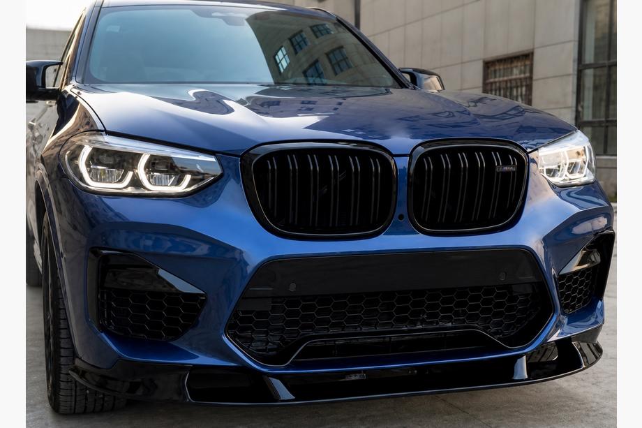 BMW X3 G01 2018- гг. Передний лип 3D (для F97 2018-2022, черный глянец) Image
