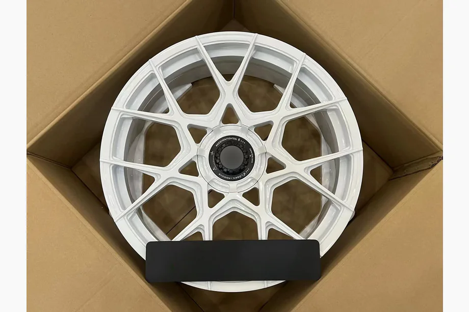 Lexus LFA 2010–2013 гг. Кованые диски OEM R20 V2 (комплект 4 шт) Image