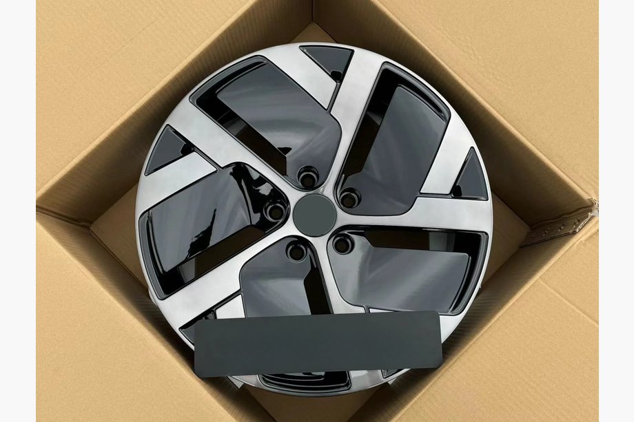 Lucid Air Кованые диски OEM R19 V2 (комплект 4 шт) Image