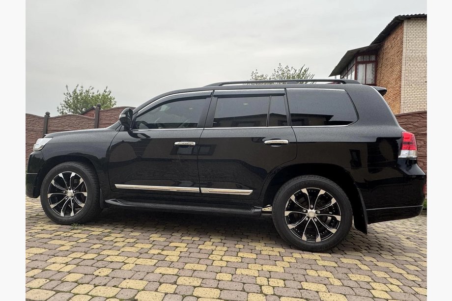 Toyota Land Cruiser 200 2007-2021 гг. Ветровики с хромированным молдингом Niken Luxury (4 шт) Фото 5
