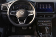 Обновленный Volkswagen T-Cross: компактный SUV для города фото 5