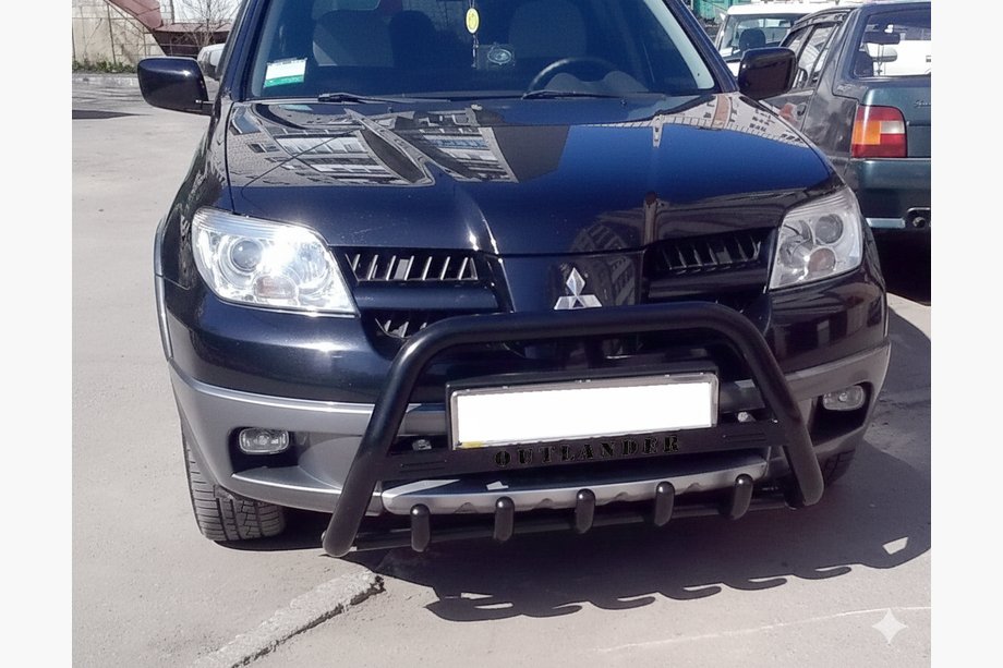 Mitsubishi Outlander 2001-2006 гг. Кенгурятник WT004 Черный (Нержавейка) Image