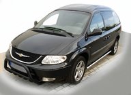 Chrysler Voyager 2001-2007 гг. Передняя дуга WT003 Черная (нерж. сталь) фото 1