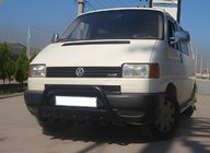 Volkswagen T4 Transporter 1990-2003 гг. Кенгурятник WT003 Черный (Нержавеющая сталь) фото 1