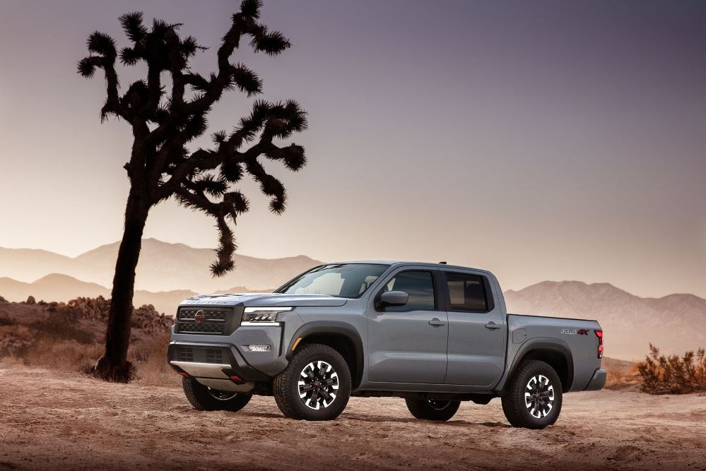 Обзор Nissan Frontier III Crew Cab: Технические характеристики, комплектации, фото