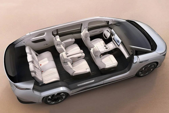 Обзор XPeng X9: футуристичный электрический MPV для семейных поездок фото 5