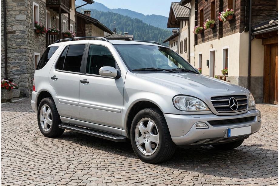 Mercedes ML W163 1997-2005 гг. Боковые Подножки Allmond Black (2 шт., Алюминий) Image