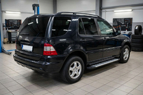 Mercedes ML W163 1997-2005 гг. Боковые Подножки Line (2 шт., Алюминий) фото 1