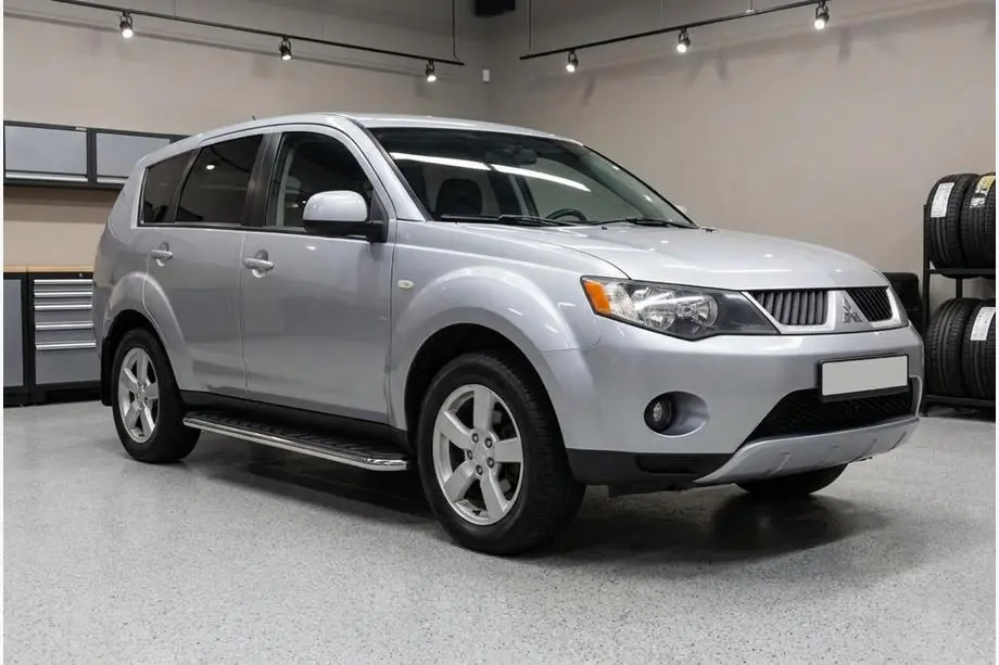 Mitsubishi Outlander 2006-2012 гг. Боковые Подножки Maydos V1 (2 шт., Алюминий и Нержавейка) Image