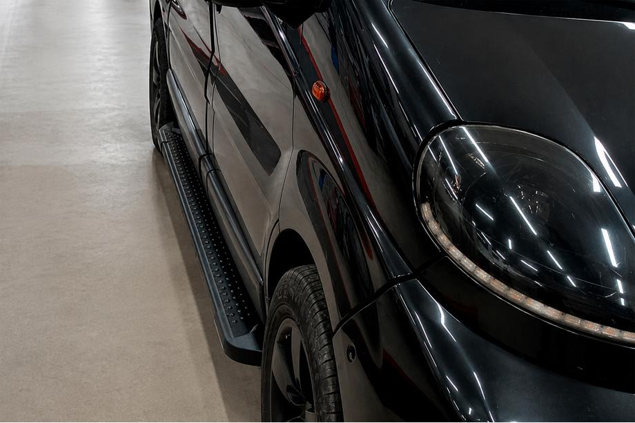 Opel Vivaro 2001–2015 гг. Боковые Подножки Allmond Black (2 шт., Алюминий) Короткая База Фото 2