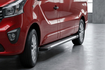 Opel Vivaro 2001–2015 гг. Боковые Подножки Line (2 шт., Алюминий) фото 1