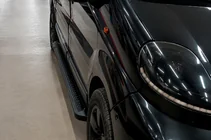 Renault Trafic 2001–2015 гг. Боковые Подножки Allmond Black (2 шт., Алюминий) фото 2