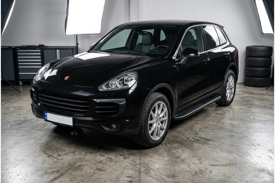 Porsche Cayenne 2010-2017 гг. Боковые пороги Bosphorus Black (2 шт., алюминий) Image