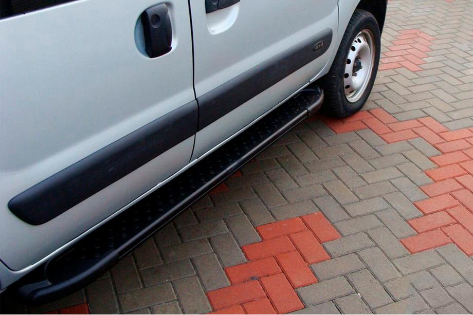 Renault Kangoo 1998-2008 гг. Боковые Подножки Allmond Black (2 шт., Алюминий) Image