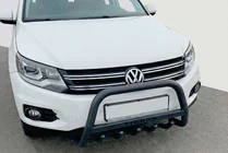 Volkswagen Tiguan 2007-2016 гг. Кенгурятник WT004 Black (нерж) фото 3