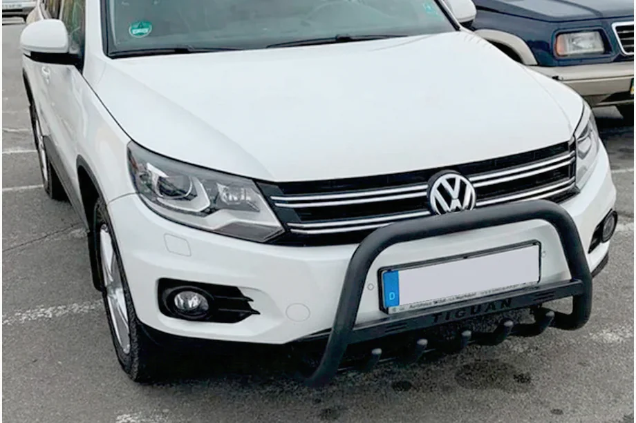 Volkswagen Tiguan 2007-2016 гг. Кенгурятник WT004 Black (нерж) Image