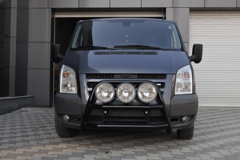 Ford Transit 2000–2014 гг. Кенгурятник WT018 Black (2006-2014, нерж.) Image