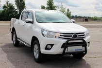 Toyota Hilux 2015- гг. Передняя защита WT023 Black (нерж) фото 3