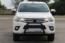 Toyota Hilux 2015- гг. Передняя защита WT023 Black (нерж) фото 1