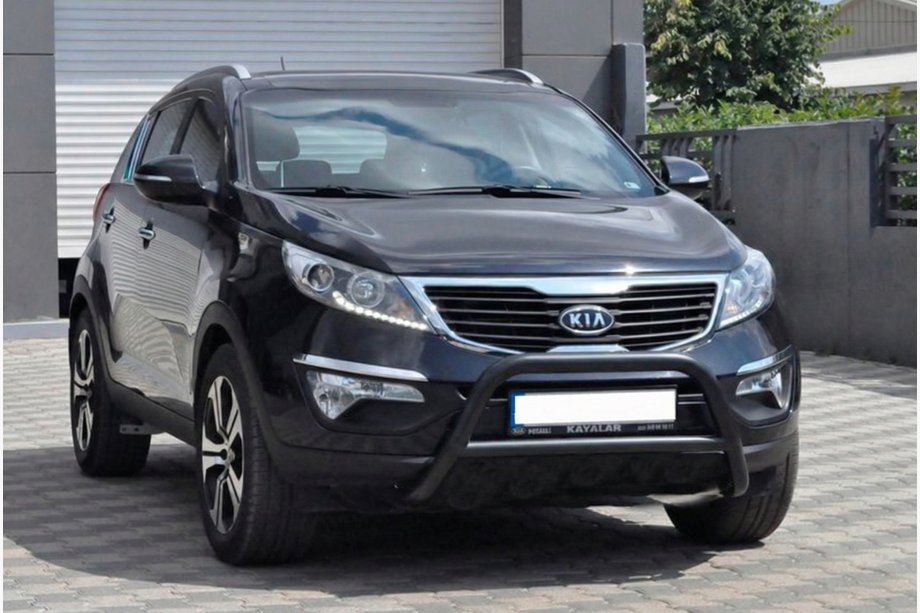 Kia Sportage 2010-2015 гг. Кенгурятник WT006 Black (нерж.) Image
