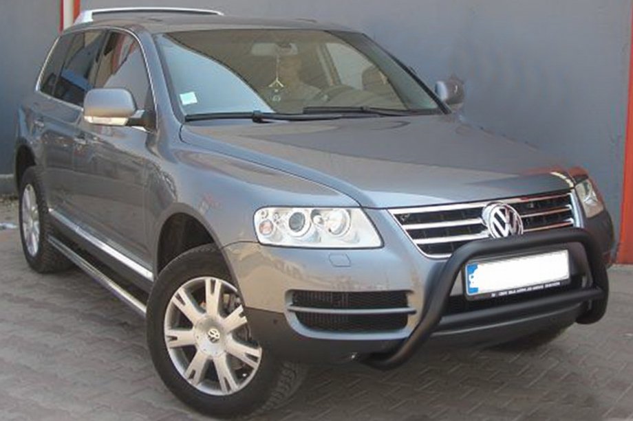 Volkswagen Touareg 2002–2010 гг. Кенгурятник WT005 Colt Black (нерж) Image