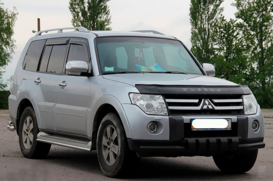 Mitsubishi Pajero Wagon IV 2006-2021 гг. Передняя защита ST015-13 Black (нерж.) Image