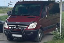 Mercedes Sprinter W906 2006–2018 гг. Кенгурятник F1-01M Black (2006-2013, нерж.) фото 1