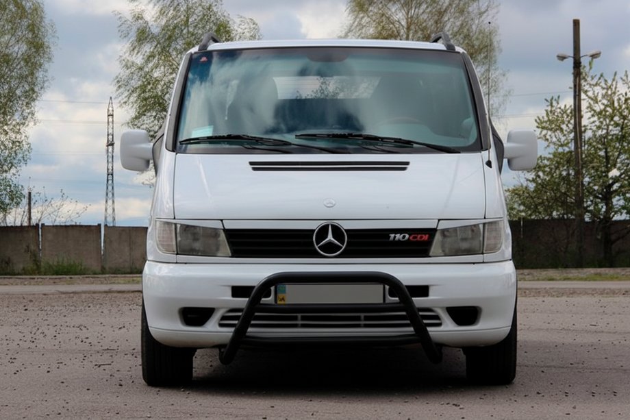 Mercedes Vito W638 1996-2003 гг. Кенгурятник WT022 Black (нерж.) Image