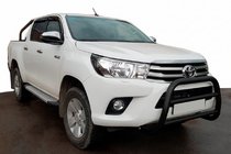Toyota Hilux 2015- гг. Кенгурятник WT007 Black (нерж) фото 1