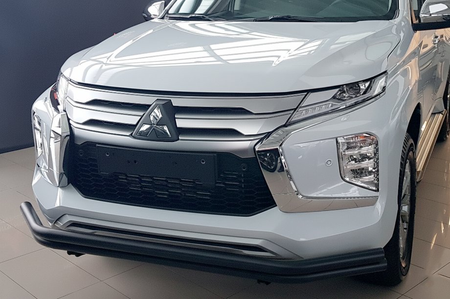 Mitsubishi Pajero Sport 2015- гг. Передняя защита F3-60 Black (2020+, нерж) Фото 1