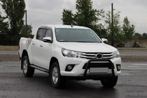 Toyota Hilux 2015- гг. Передняя защита QT008 Black (нерж) фото 1