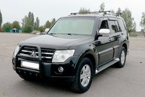 Mitsubishi Pajero Wagon IV 2006-2021 гг. Кенгурятник QT011 Black (нерж.) фото 2