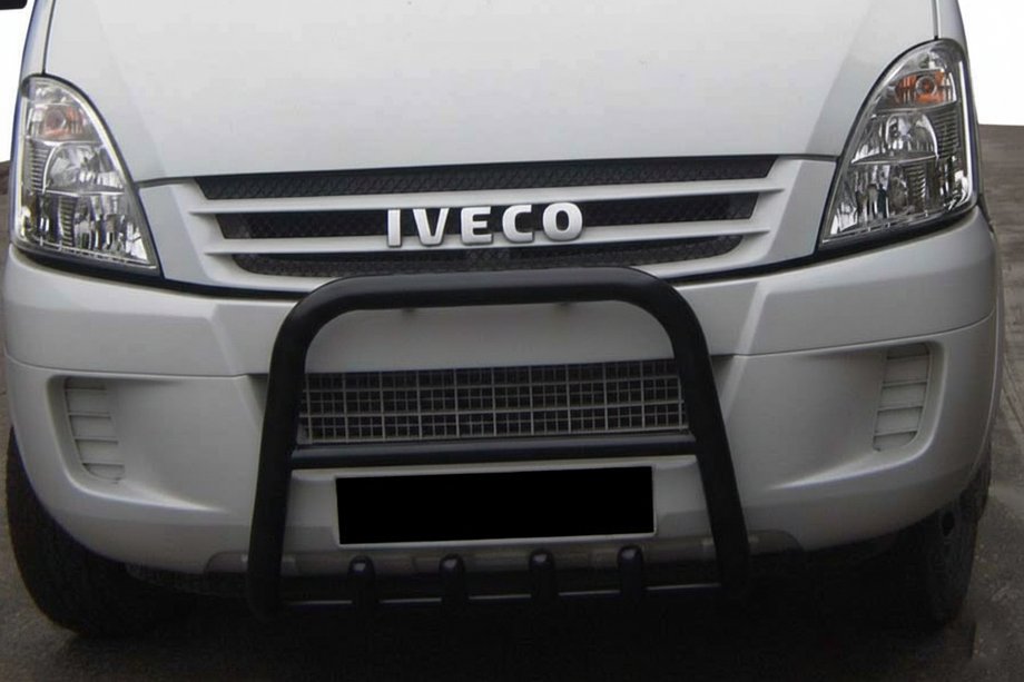 Iveco Daily 2006-2014 гг. Кенгурятник QT007 Black Image