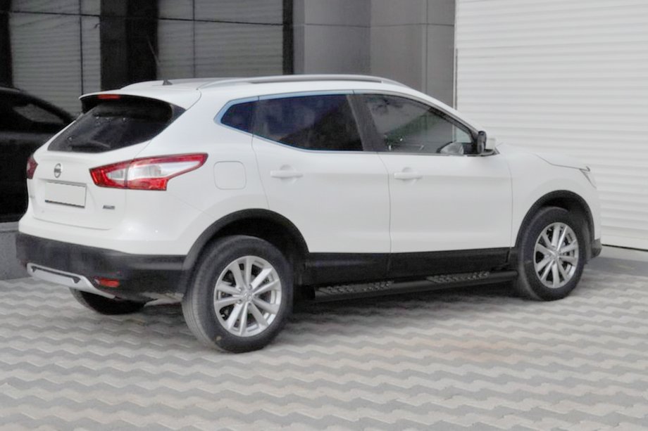 Nissan Qashqai 2014-2021 гг. Боковые трубы Black (2014-2017, 2 шт., нерж. сталь) Image