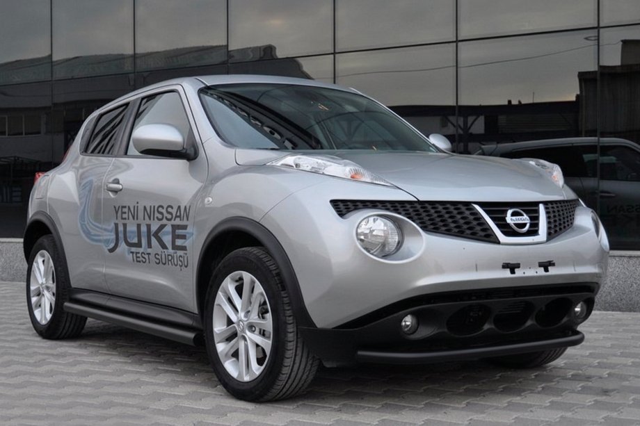 Nissan Juke 2010-2019 гг. Боковые трубы Ø60 Черные (2 шт., Нержавейка) Image