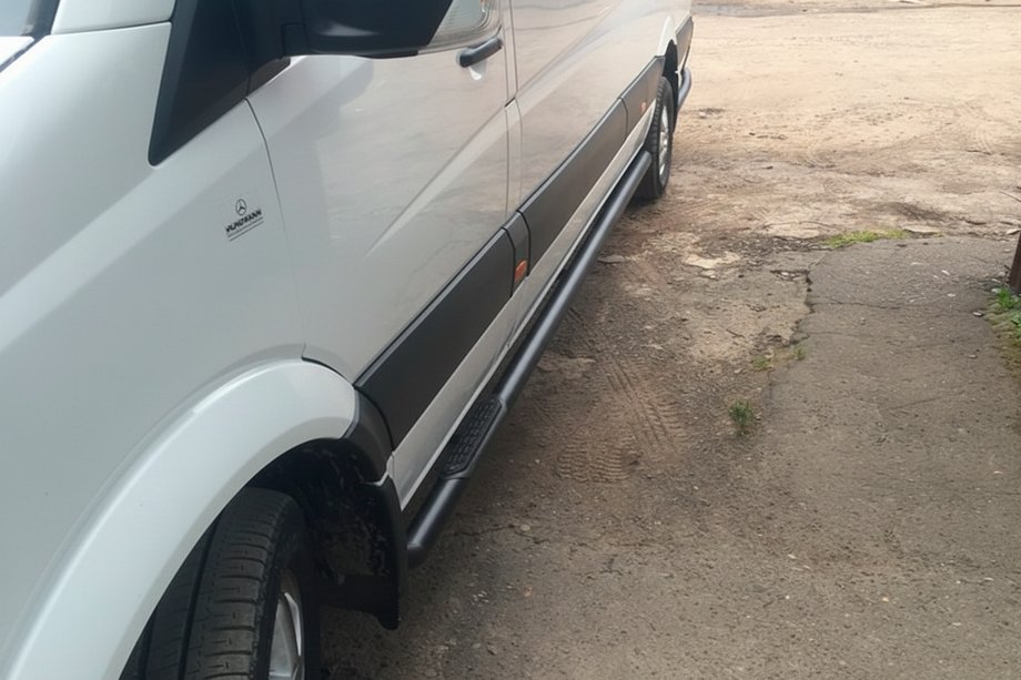 Volkswagen Crafter 2006-2016 гг. Боковые трубы Black (2 шт., нержавейка) d60, Длинная-ЭкстраДлинная Фото 4