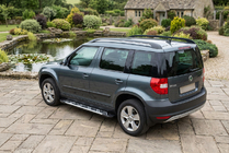 Skoda Yeti 2009-2017 гг. Боковые Подножки Sunrise (2 шт., Алюминий) фото 1