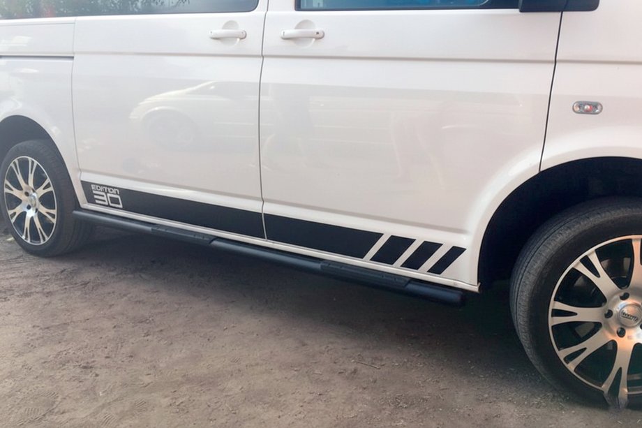 Volkswagen T5 2010-2015 гг. Боковые трубы Black (2 шт., нержавейка) 60мм, Короткая База Фото 12