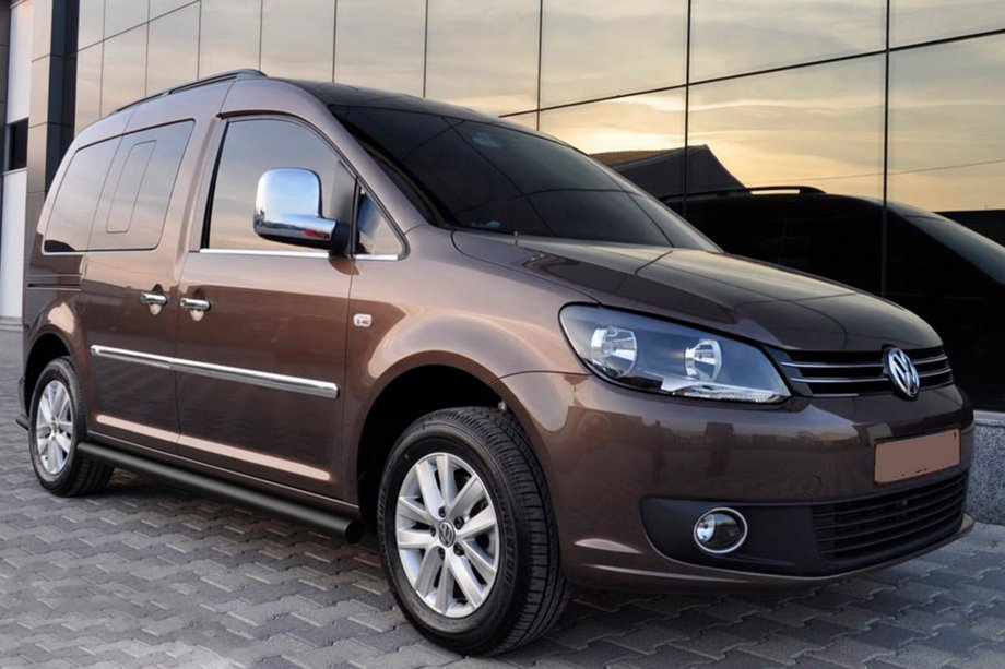 Volkswagen Caddy 2020- гг. Боковые Трубы BB001 Черные (2 шт., Нержавейка) d60, Maxi База Image