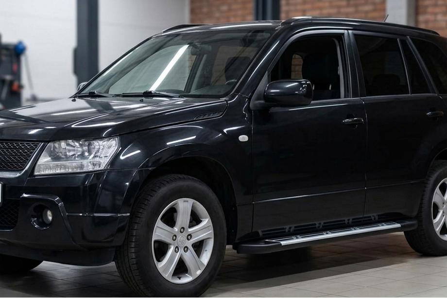 Suzuki Grand Vitara 2005-2017 гг. Боковые Подножки Sunrise (2 шт., Алюминий) Image