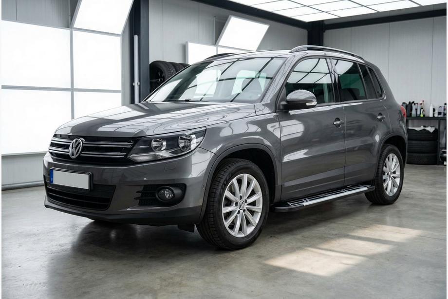 Volkswagen Tiguan 2007-2016 гг. Боковые Подножки Sunrise (2 шт., Алюминий) Image