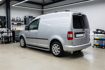 Volkswagen Caddy 2004-2010 гг. Боковые Подножки Tayga Grey (2 шт., Алюминий) Макси База фото 1