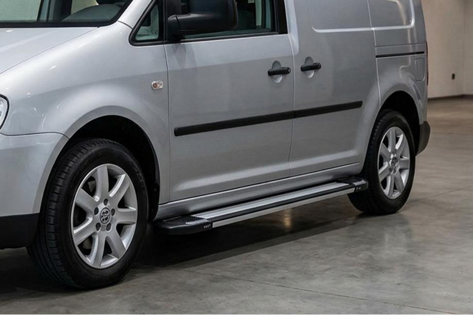 Volkswagen Caddy 2010-2015 гг. Боковые Подножки Rainbow (2 шт., Алюминий) Макси База Image